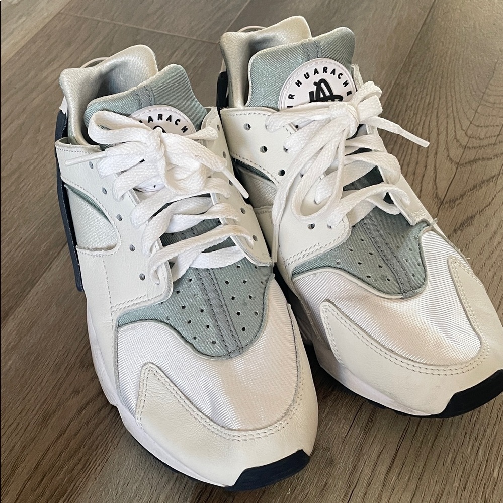 Nike Air Huarache White, Blue, Gray Sneakers